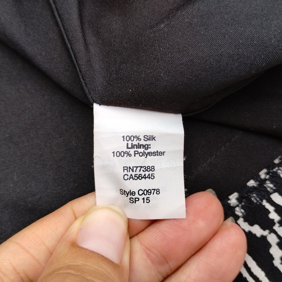 Madewell Women's Silk Skyline Tidal Wave Mini Skirt Size 6 Black White Geometric - Picture 5 of 6